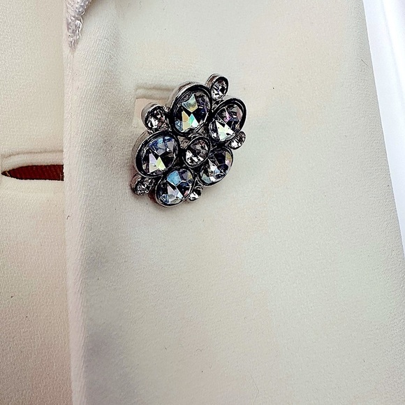 BEU Marc International Blazer with Intricate Beading and Notched Lapels (861) - Picture 8 of 15